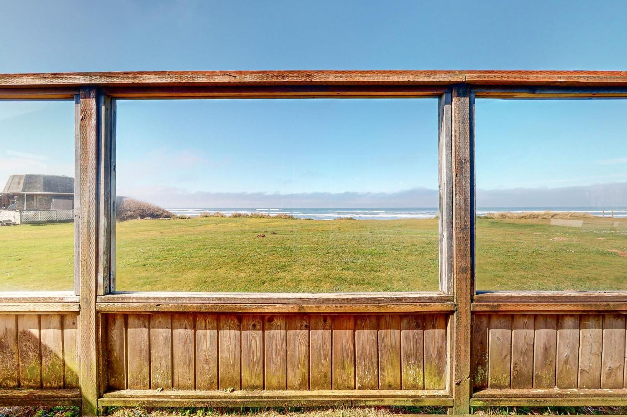 Sparkling Sands Oceanfront San Marine Exterior foto